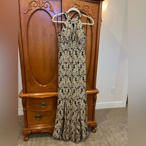 Night Way gown, Metallic Lace Keyhole, Halter Gown size 8